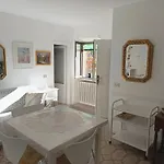 Maddalena House Apartman *