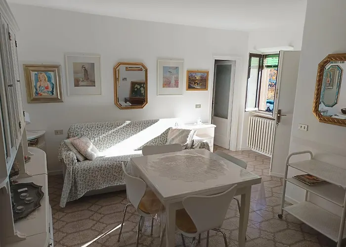 Apartment Maddalena House Varenna
