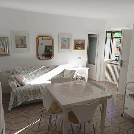 아파트 Maddalena House 바레나