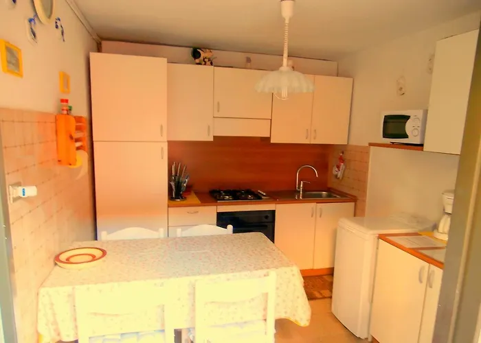 아파트 Maddalena House 바레나